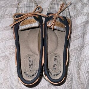 Sperry boat shoes